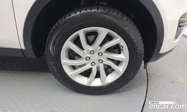 Land Rover Discovery Sport 2019 2.0 автомат (гидро), миниатюра 6
