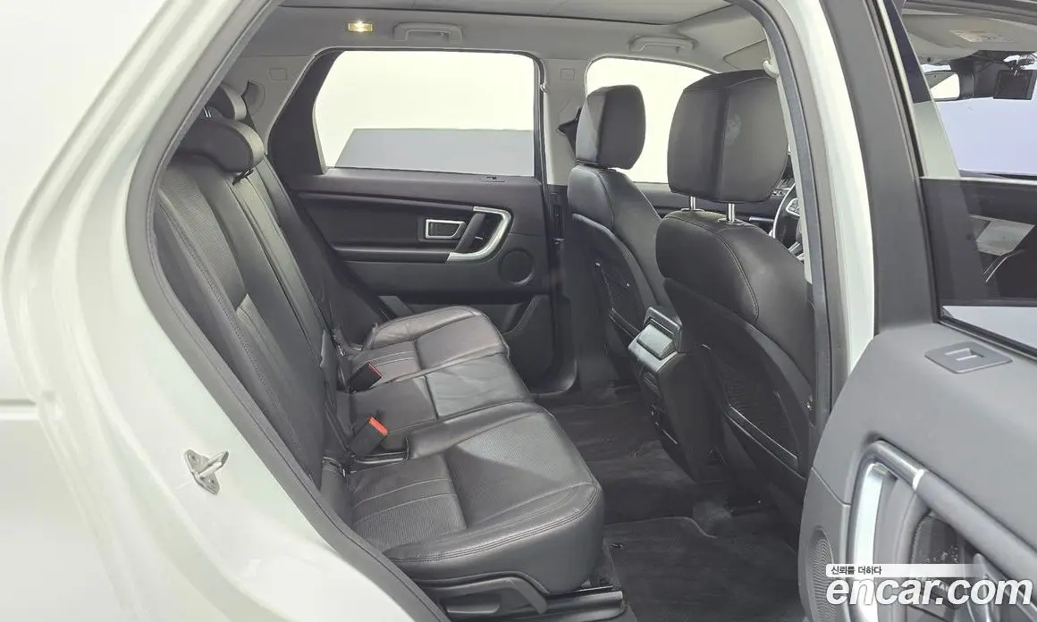 Land Rover Discovery Sport 2019 2.0 автомат (гидро), фото 11