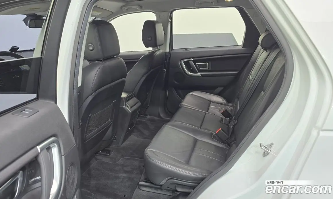 Land Rover Discovery Sport 2019 2.0 автомат (гидро), фото 20