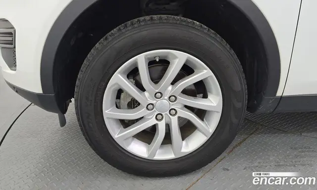 Land Rover Discovery Sport 2019 2.0 автомат (гидро), миниатюра 5
