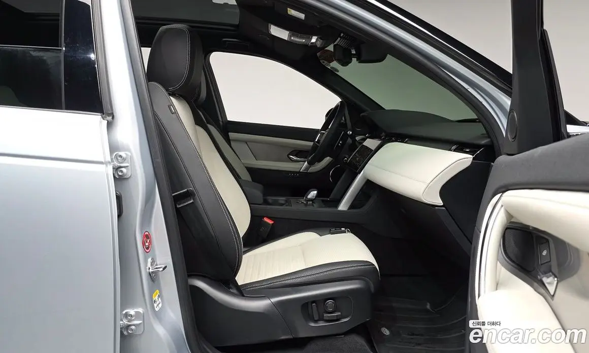 Land Rover Discovery Sport 2024 2.0 автомат (гидро), фото 15