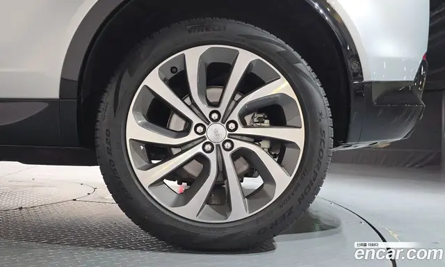 Land Rover Discovery Sport 2024 2.0 автомат (гидро), миниатюра 6