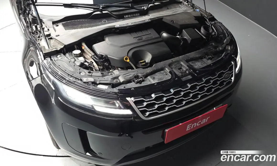 Land Rover Range Rover Evoque 2021 2.0 автомат (гидро), фото 6
