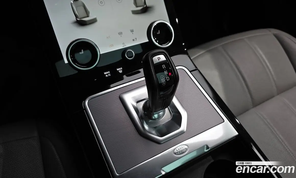 Land Rover Range Rover Evoque 2021 2.0 автомат (гидро), фото 9