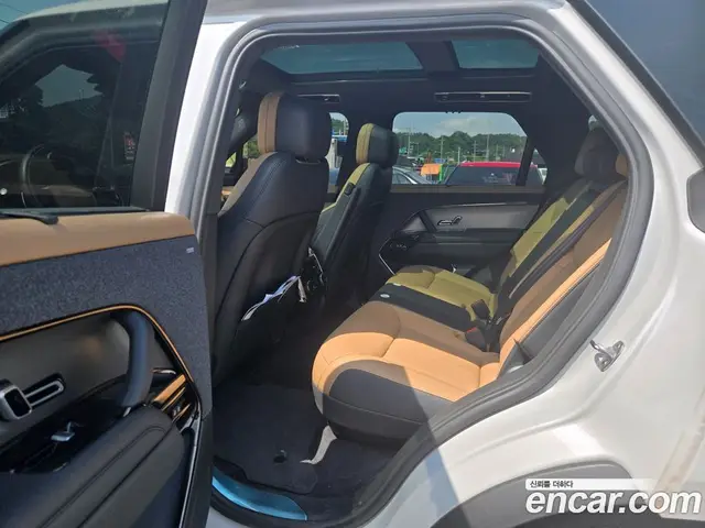 Land Rover Range Rover Sport 2023 3.0 автомат (гидро), миниатюра 11
