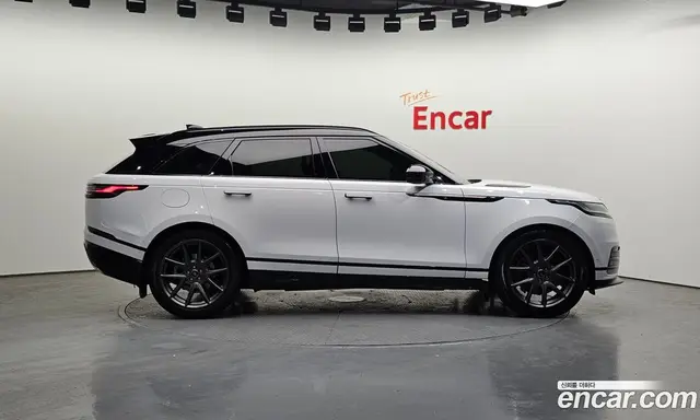 Land Rover Range Rover Velar 2024 3.0 автомат (гидро), миниатюра 6 Land Rover Range Rover Velar 2024 3.0 автомат (гидро), миниатюра 6