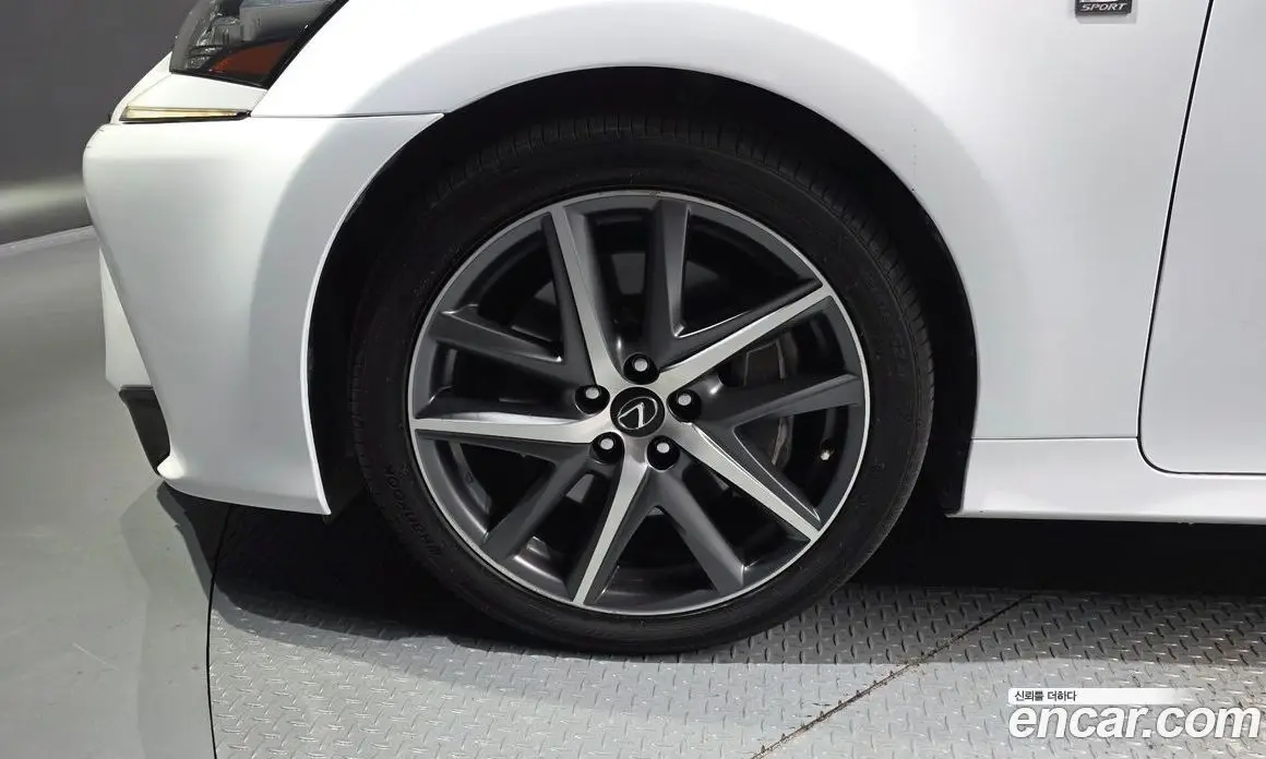 Lexus GS 2017 3.5 автомат (гидро), фото 5
