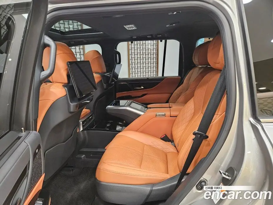 Lexus LX 2025 3.4 автомат (гидро), фото 11