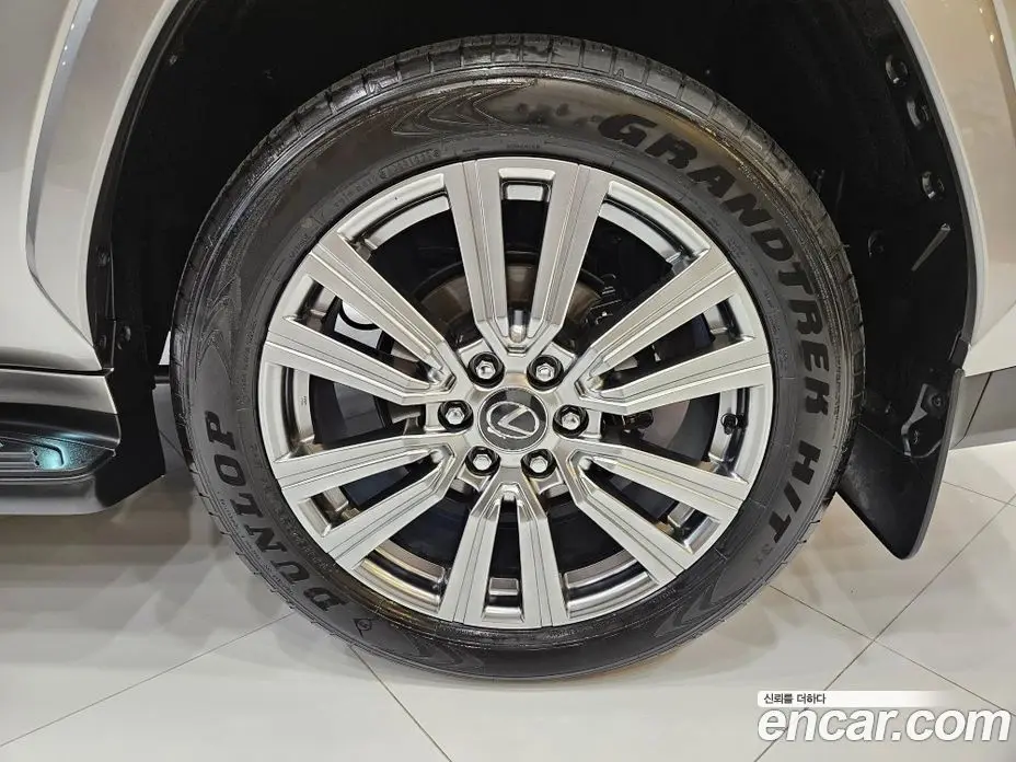 Lexus LX 2025 3.4 автомат (гидро), фото 6