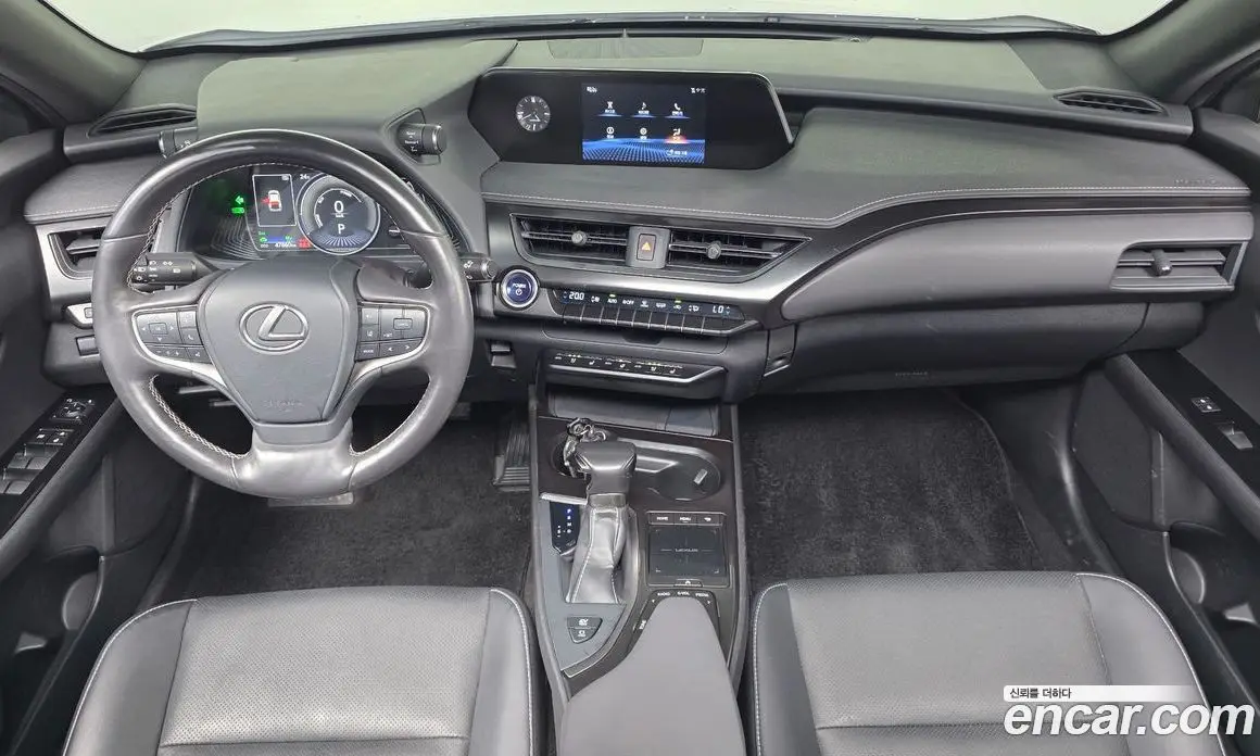 Lexus UX 2019 2.0 автомат (гидро), фото 10