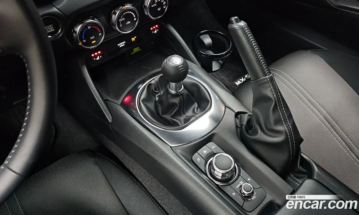 Mazda MX-5 2021 2.0 механика, фото 12