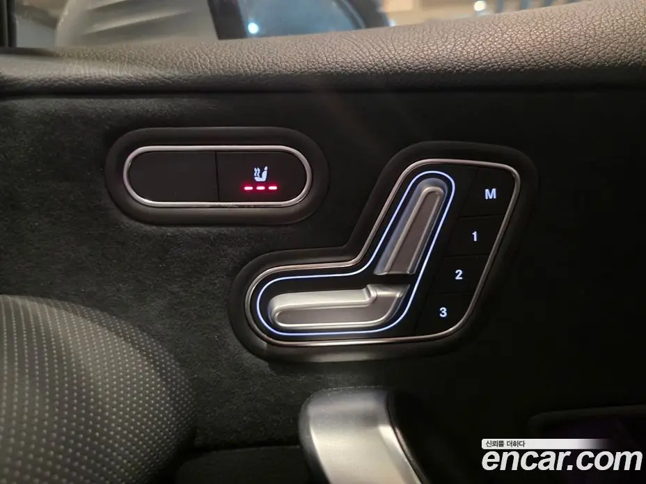 Mercedes-Benz A-Class 2021 2.0 автомат (гидро), фото 16