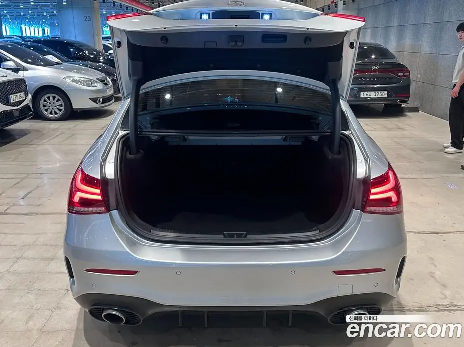 Mercedes-Benz A-Class 2021 2.0 автомат (гидро), фото 20