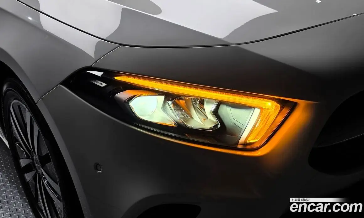 Mercedes-Benz A-Class 2021 2.0 автомат (гидро), фото 7