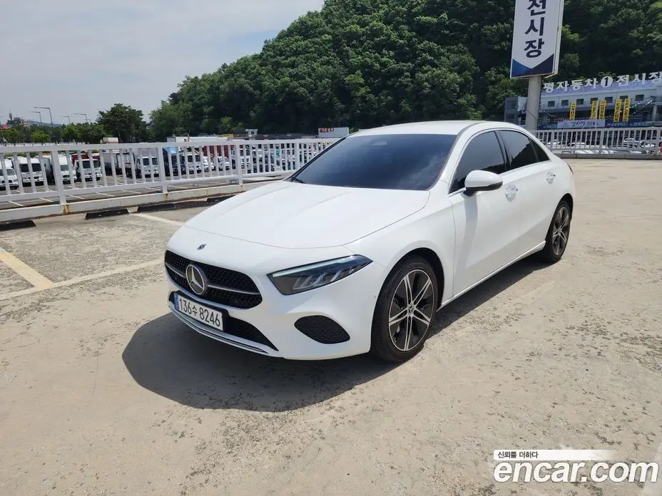 Mercedes-Benz A-Class 2023 2.0 автомат (гидро), фото 20 Mercedes-Benz A-Class 2023 2.0 автомат (гидро), фото 20