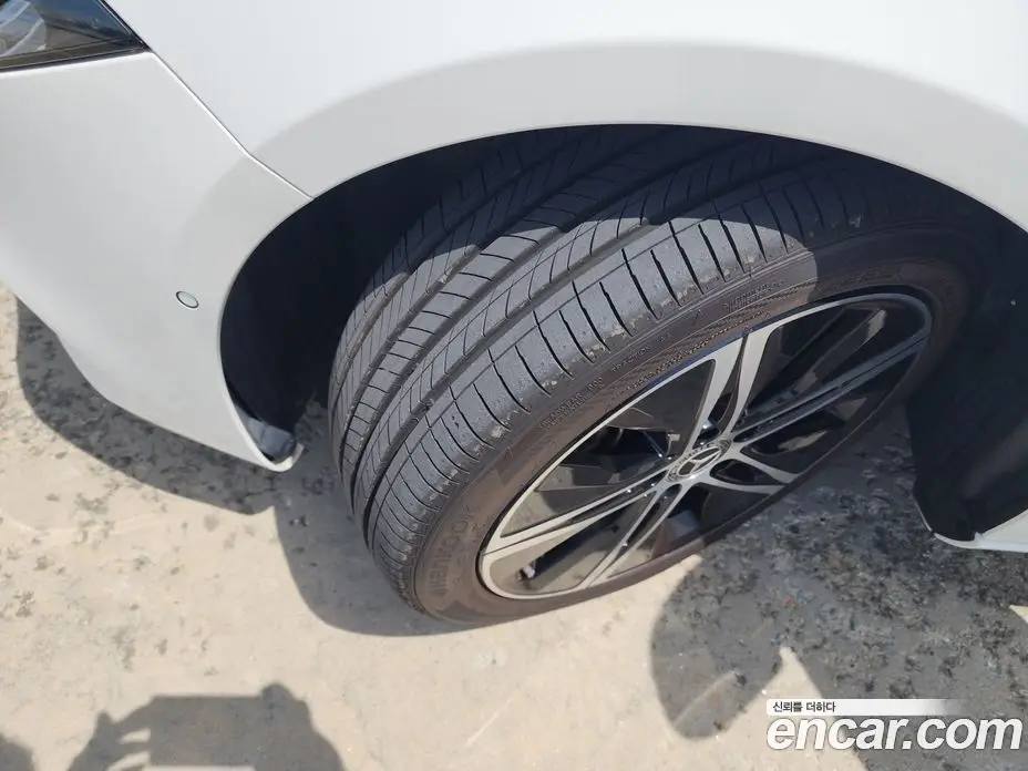 Mercedes-Benz A-Class 2023 2.0 автомат (гидро), фото 7 Mercedes-Benz A-Class 2023 2.0 автомат (гидро), фото 7