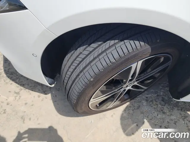 Mercedes-Benz A-Class 2023 2.0 автомат (гидро), миниатюра 7 Mercedes-Benz A-Class 2023 2.0 автомат (гидро), миниатюра 7
