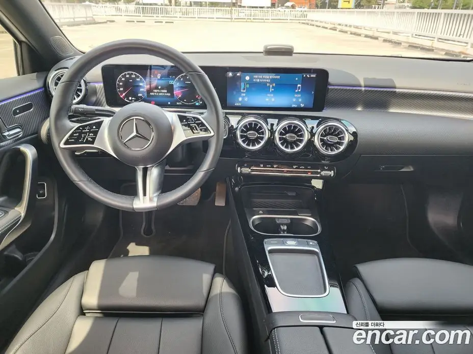 Mercedes-Benz A-Class 2023 2.0 автомат (гидро), фото 8 Mercedes-Benz A-Class 2023 2.0 автомат (гидро), фото 8