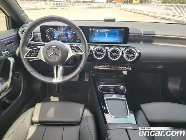 Mercedes-Benz A-Class 2023 2.0 автомат (гидро), миниатюра 8 Mercedes-Benz A-Class 2023 2.0 автомат (гидро), миниатюра 8