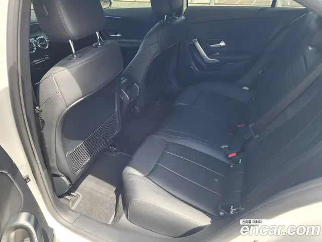 Mercedes-Benz A-Class 2023 2.0 автомат (гидро), миниатюра 10 Mercedes-Benz A-Class 2023 2.0 автомат (гидро), миниатюра 10