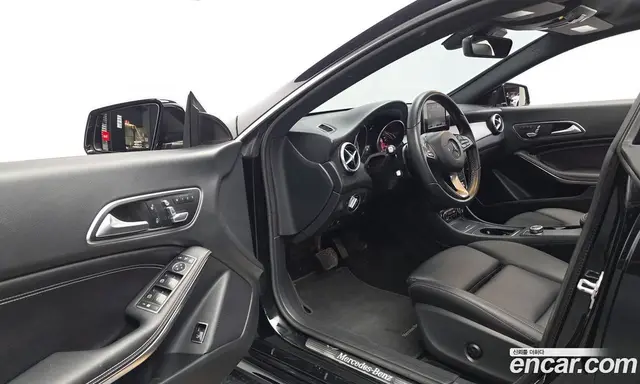 Mercedes-Benz CLA-Class 2017 2.0 автомат (гидро), миниатюра 10