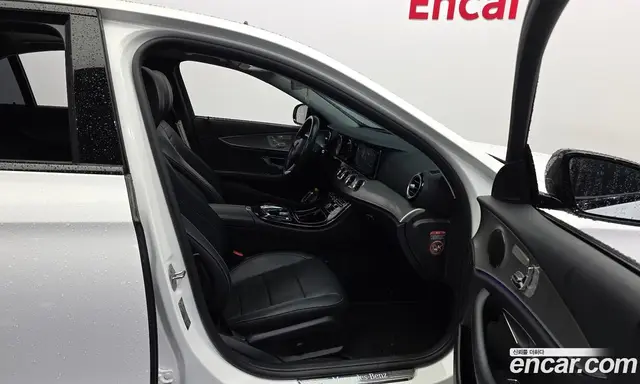 Mercedes-Benz E-Class 2017 1.9 автомат (гидро), миниатюра 11