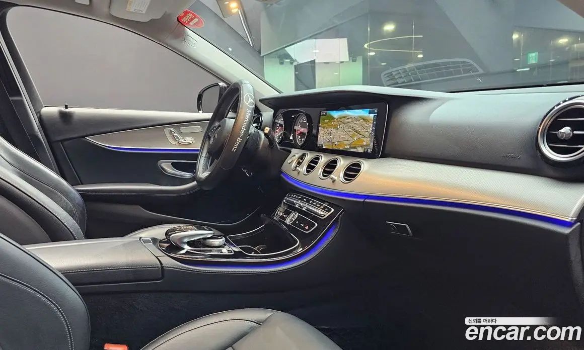 Mercedes-Benz E-Class 2018 2.0 автомат (гидро), фото 27