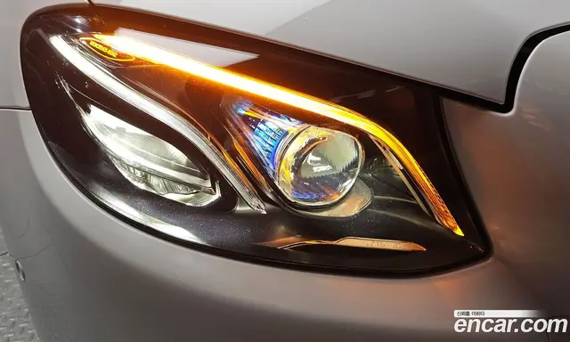 Mercedes-Benz E-Class 2019 3.0 автомат (гидро), миниатюра 8