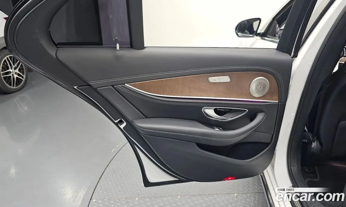 Mercedes-Benz E-Class 2019 1.9 автомат (гидро), фото 14