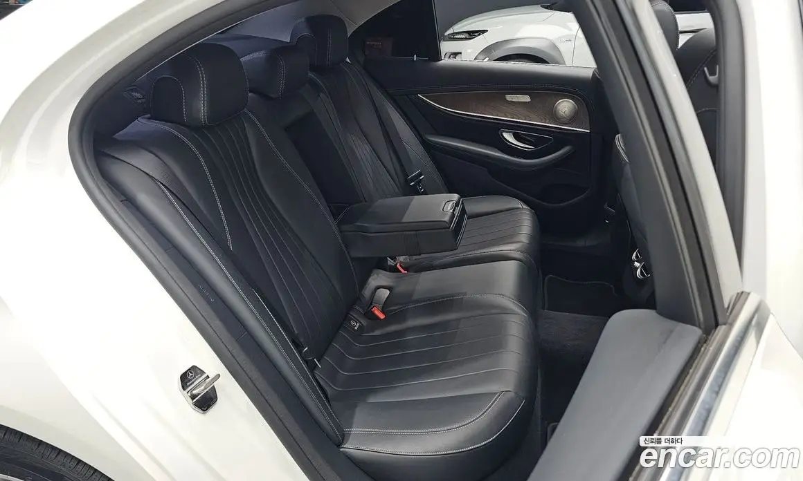 Mercedes-Benz E-Class 2019 1.9 автомат (гидро), фото 15