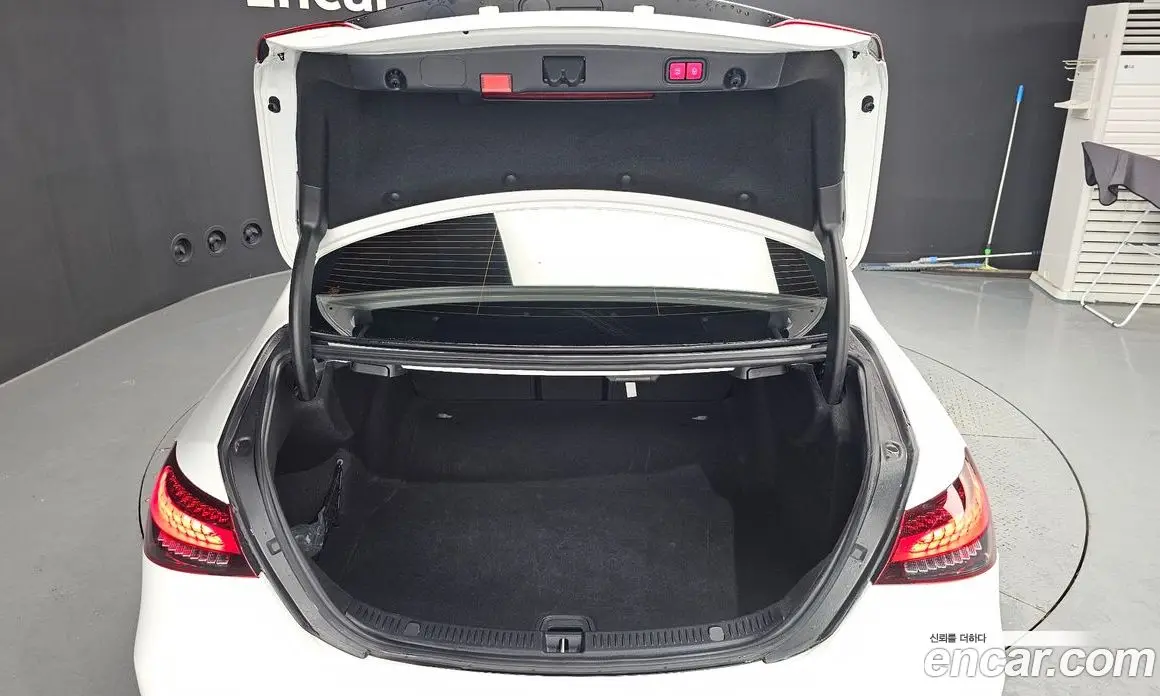Mercedes-Benz E-Class 2021 1.9 автомат (гидро), фото 25