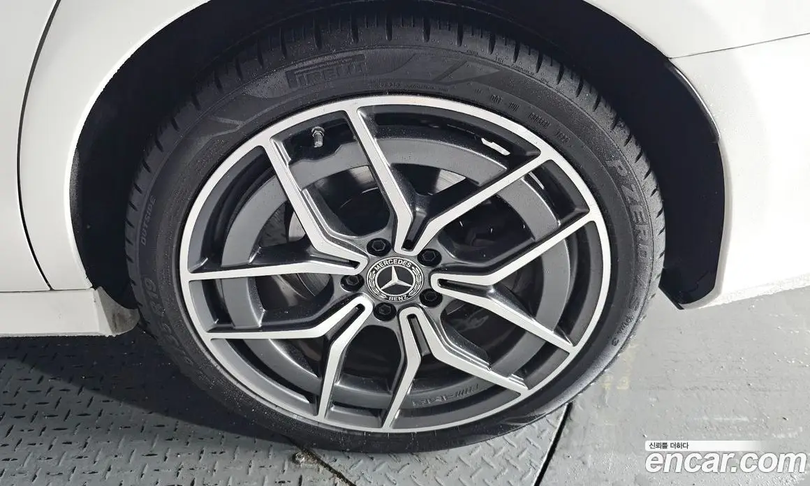Mercedes-Benz E-Class 2021 1.9 автомат (гидро), фото 6