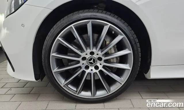 Mercedes-Benz E-Class 2022 3.0 автомат (гидро), миниатюра 5