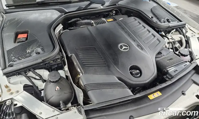 Mercedes-Benz E-Class 2022 3.0 автомат (гидро), миниатюра 6