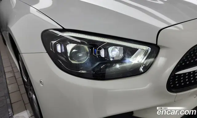 Mercedes-Benz E-Class 2022 3.0 автомат (гидро), миниатюра 8