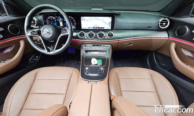 Mercedes-Benz E-Class 2023 2.0 автомат (гидро), миниатюра 7