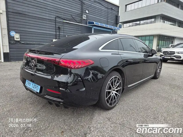 Mercedes-Benz EQS 2022 1.0 автомат (гидро), миниатюра 2