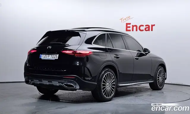Mercedes-Benz GLC-Class 2023 2.0 автомат (гидро), миниатюра 2
