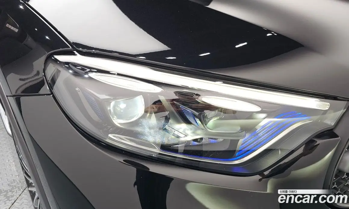 Mercedes-Benz GLC-Class 2023 2.0 автомат (гидро), фото 8