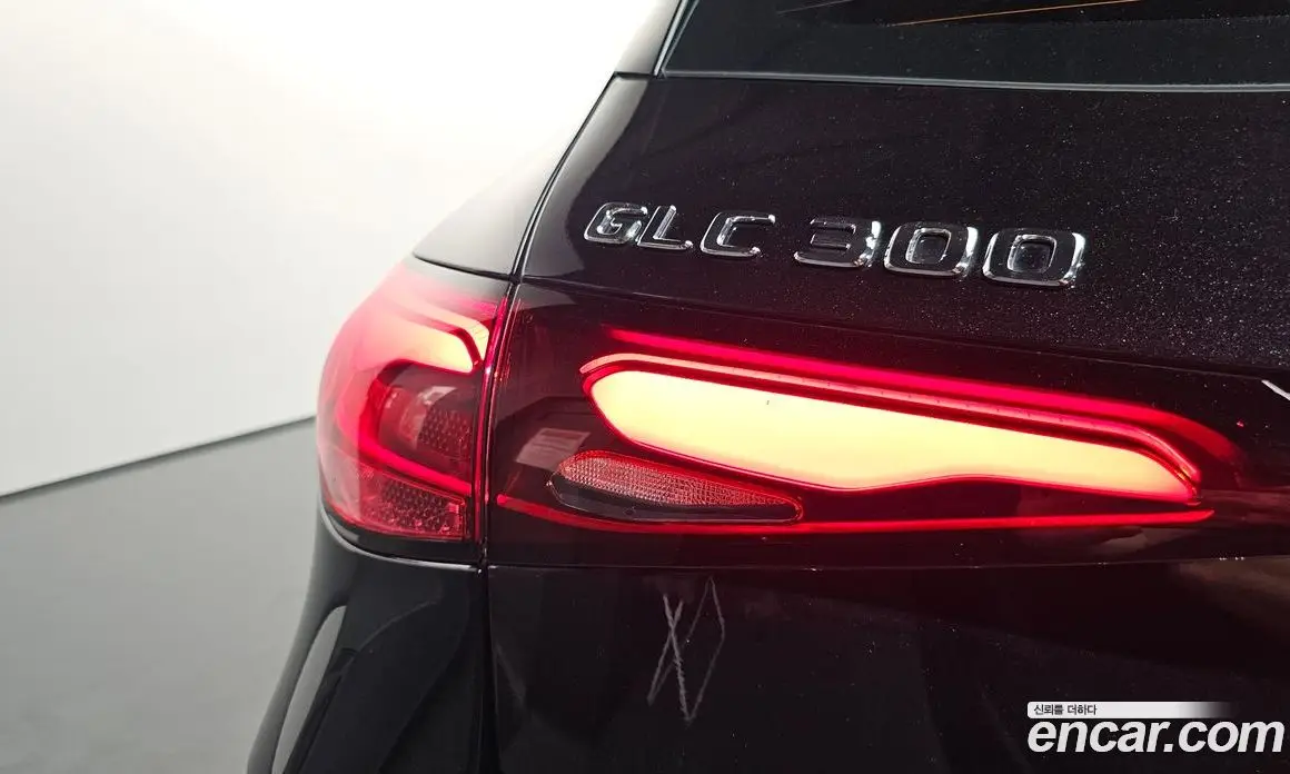 Mercedes-Benz GLC-Class 2023 2.0 автомат (гидро), фото 9