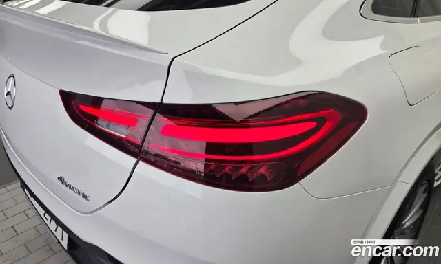 Mercedes-Benz GLE-Class 2023 3.0 автомат (гидро), миниатюра 9