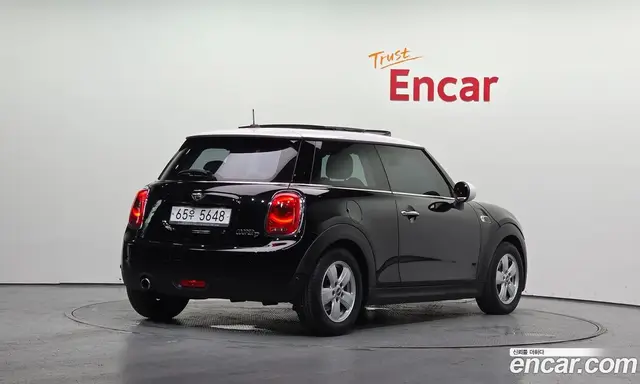 Mini Cooper 2016 1.5 автомат (гидро), миниатюра 2
