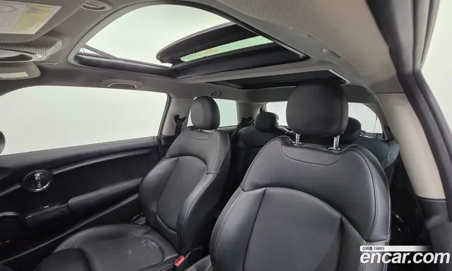 Mini Cooper 2016 1.5 автомат (гидро), миниатюра 11