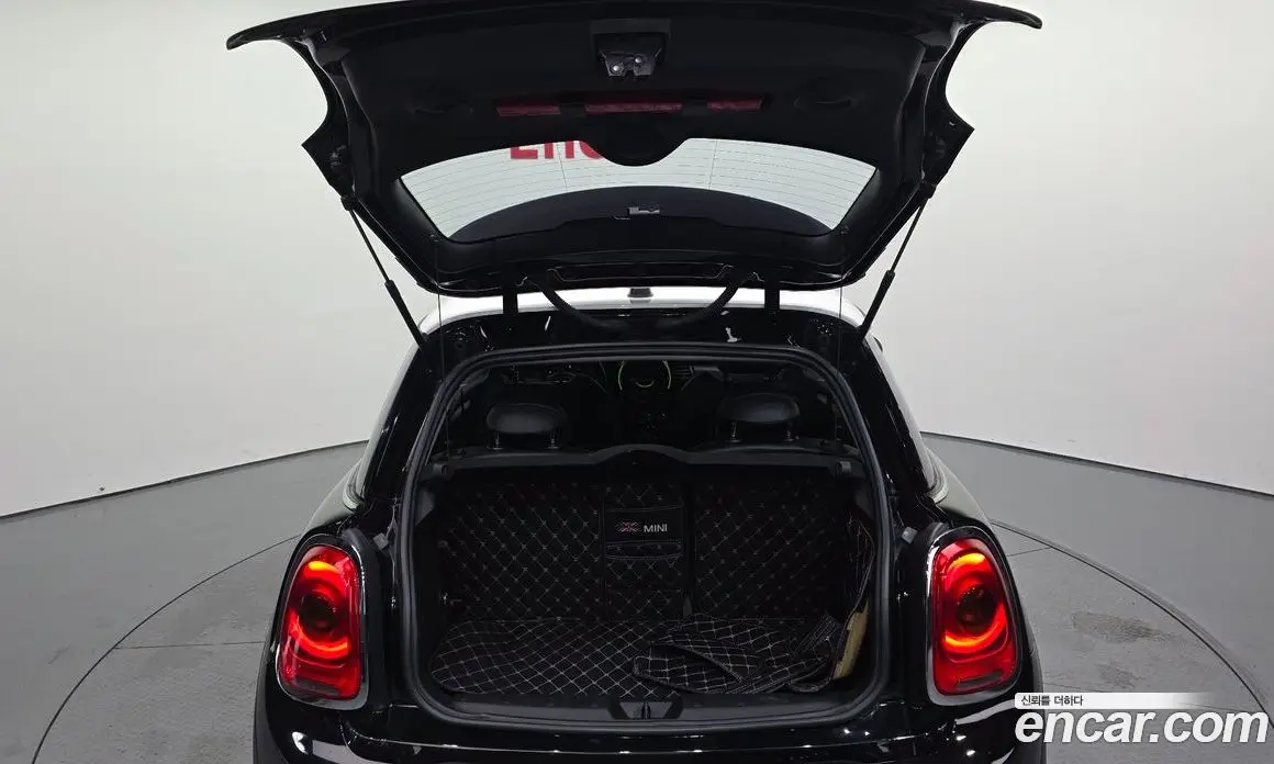 Mini Cooper 2016 1.5 автомат (гидро), фото 19