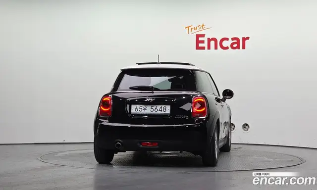 Mini Cooper 2016 1.5 автомат (гидро), миниатюра 4