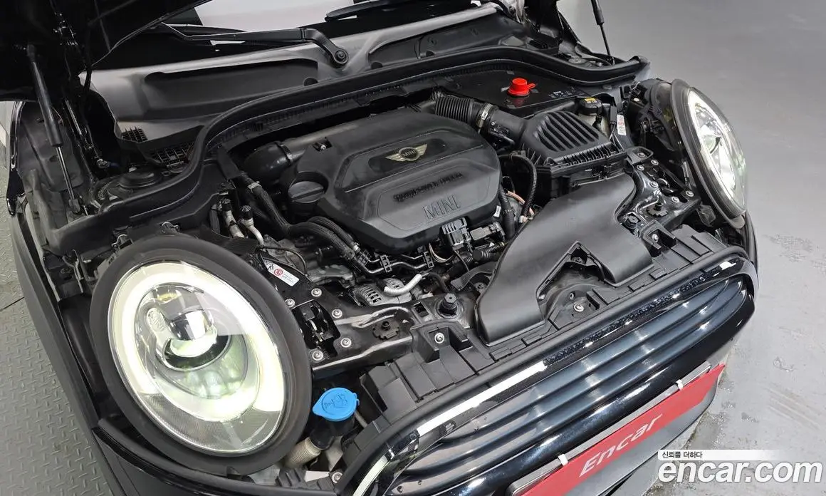 Mini Cooper 2016 1.5 автомат (гидро), фото 6