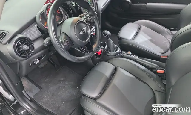 Mini Cooper 2016 1.5 автомат (гидро), миниатюра 7