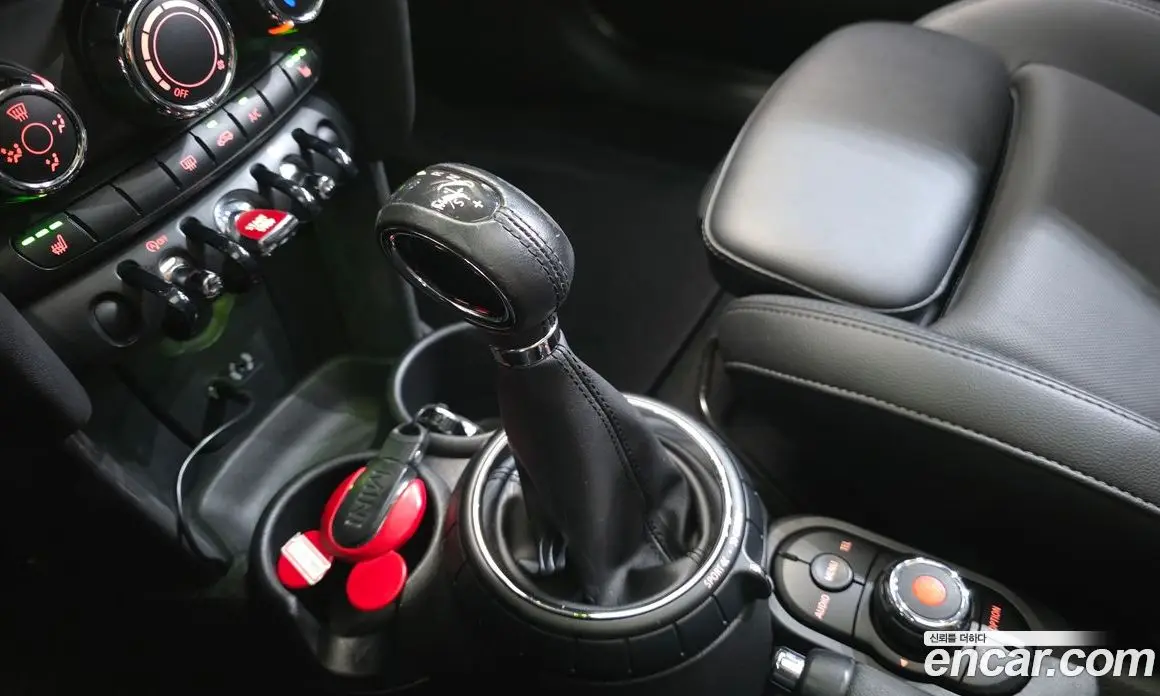 Mini Cooper 2016 1.5 автомат (гидро), фото 9