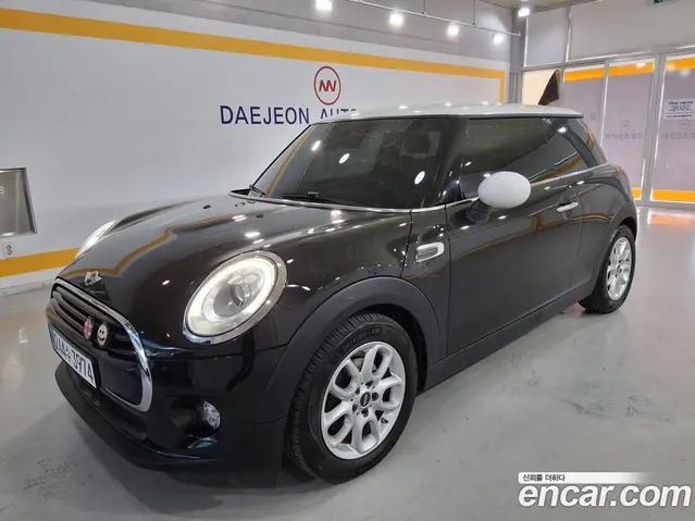 Mini Cooper 2018 1.5 автомат (гидро), миниатюра 1