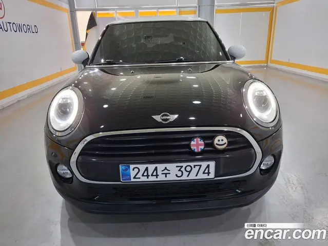Mini Cooper 2018 1.5 автомат (гидро), миниатюра 2